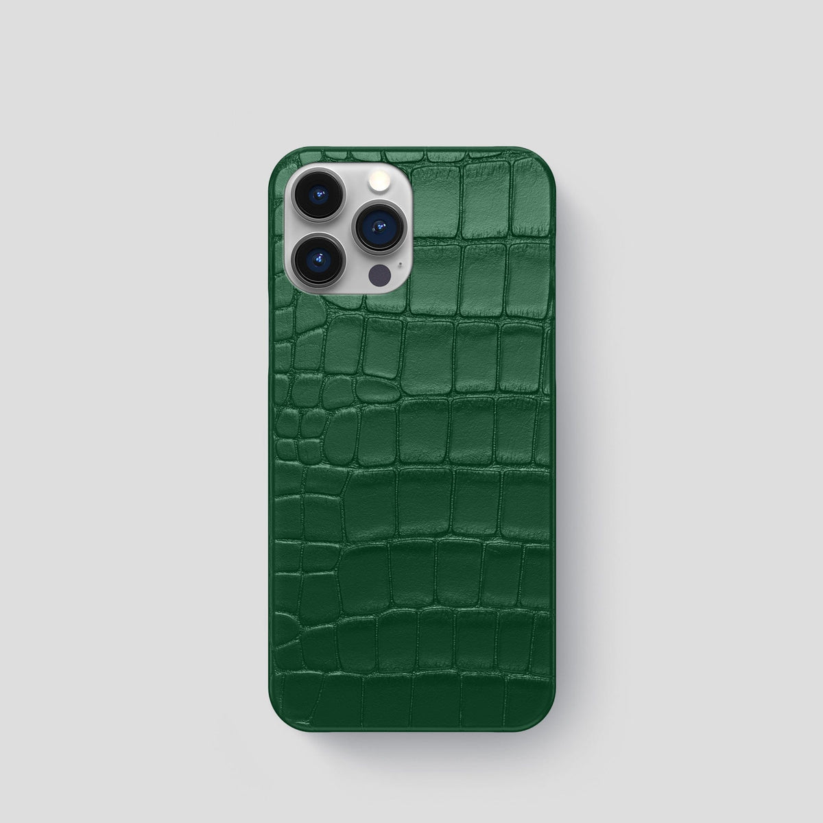 slim-case-for-iphone-15-pro-in-alligator-labodet