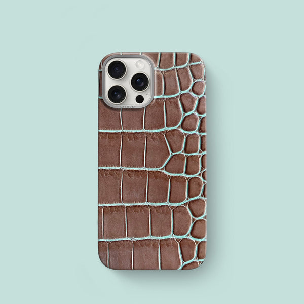 Classic Case 1/1 Dusty Brown For iPhone 16 Pro Max In Alligator